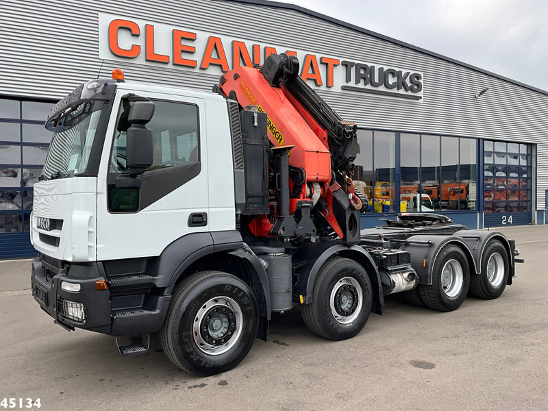 Iveco Stralis AD410T44 8x4 Palfinger 44 Tonmeter laadkraan + Fly-Jib Just 222.398 km! - משאית מנוף: תמונה 4 Iveco Stralis AD410T44 8x4 Palfinger 44 Tonmeter laadkraan + Fly-Jib Just 222.398 km! - משאית מנוף: תמונה 4