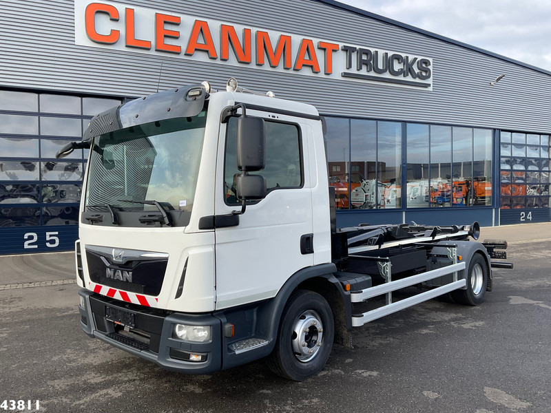 MAN TGL 12.220 Euro 6 12 Ton haakarmsysteem - משאית הרמת וו: תמונה 2 MAN TGL 12.220 Euro 6 12 Ton haakarmsysteem - משאית הרמת וו: תמונה 2