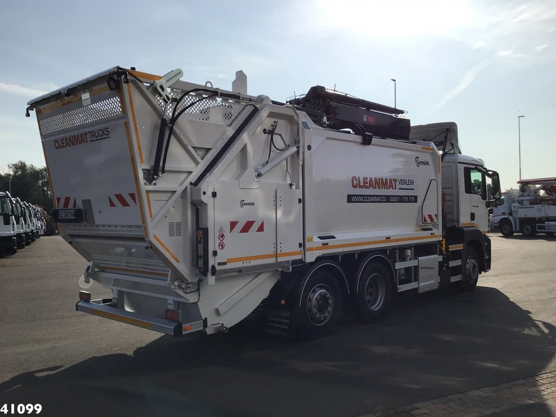 MAN TGS 26.360 Hiab 23 ton/meter laadkraan - משאית אשפה: תמונה 4 MAN TGS 26.360 Hiab 23 ton/meter laadkraan - משאית אשפה: תמונה 4