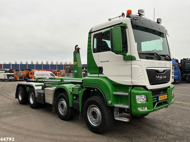 MAN TGS 43.440 8x4 Euro 6 VDL 40 Ton haakarmsysteem - משאית הרמת וו: תמונה 3 MAN TGS 43.440 8x4 Euro 6 VDL 40 Ton haakarmsysteem - משאית הרמת וו: תמונה 3