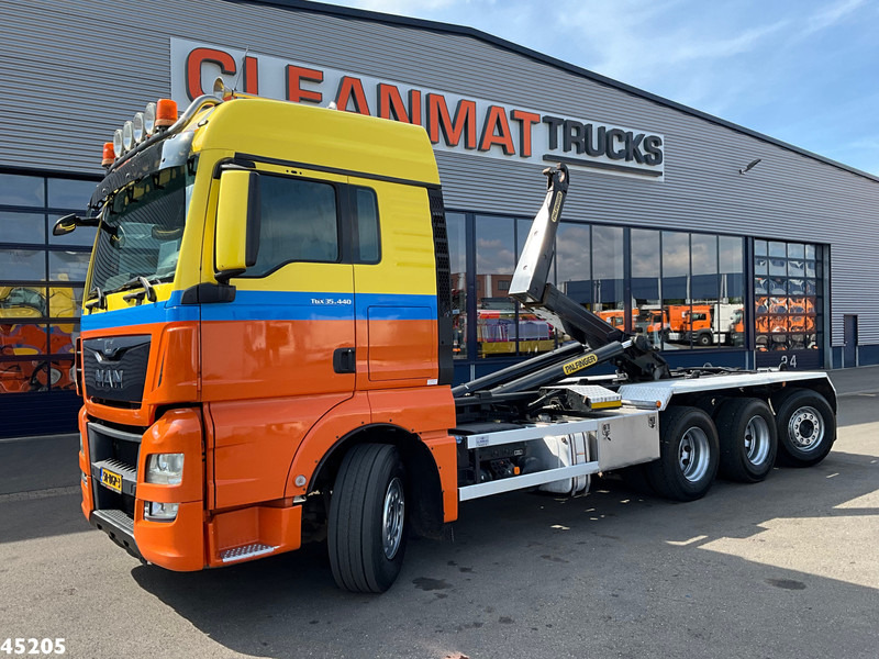 MAN TGX 35.440 Euro 6 8x4 26 Ton haakarmsysteem - משאית הרמת וו: תמונה 1 MAN TGX 35.440 Euro 6 8x4 26 Ton haakarmsysteem - משאית הרמת וו: תמונה 1
