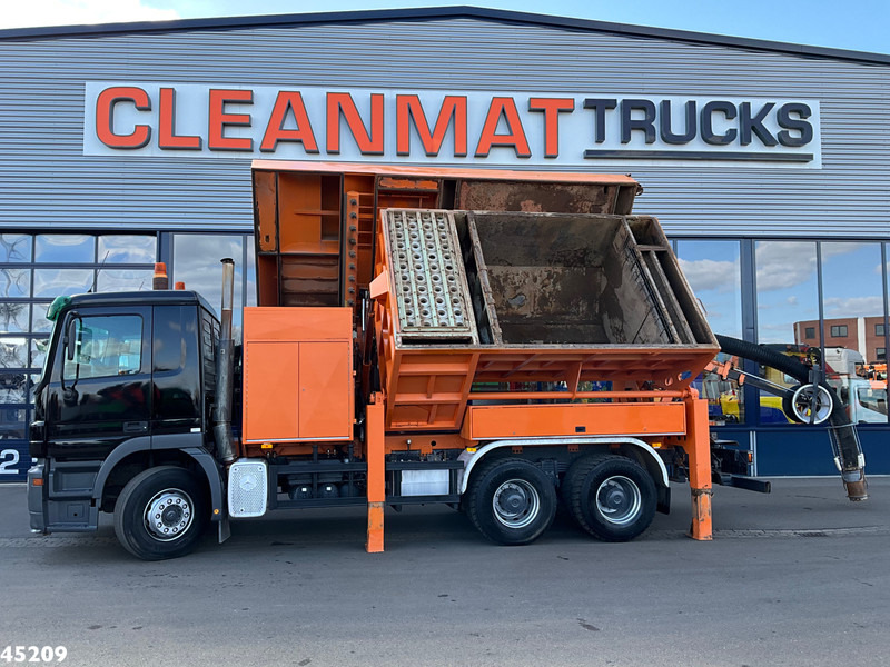 Mercedes-Benz Actros 3336 6x4 RSP Saugbagger 7m³ - משאית ואקום: תמונה 1 Mercedes-Benz Actros 3336 6x4 RSP Saugbagger 7m³ - משאית ואקום: תמונה 1