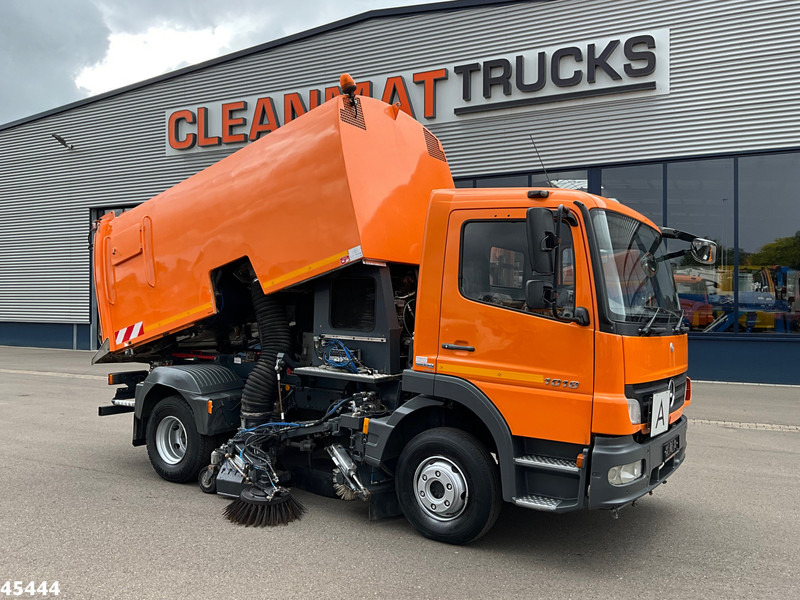 Mercedes-Benz Atego 1018 Brock Left and right sweeper Just 141.848 km! - מטאטא כבישים: תמונה 1 Mercedes-Benz Atego 1018 Brock Left and right sweeper Just 141.848 km! - מטאטא כבישים: תמונה 1