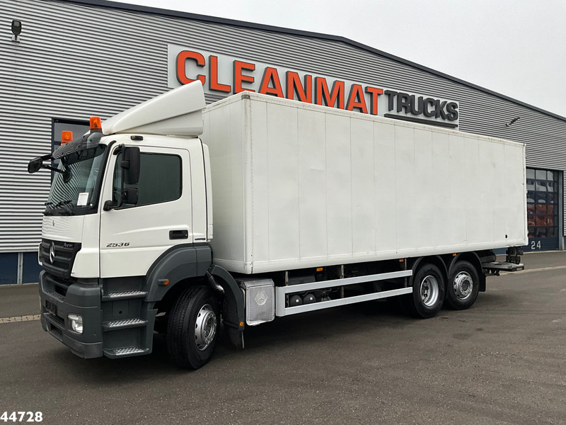 Mercedes-Benz Axor 2636 6x2 Dhollandia laadklep Just 265.901 km! - משאית תיבה: תמונה 2 Mercedes-Benz Axor 2636 6x2 Dhollandia laadklep Just 265.901 km! - משאית תיבה: תמונה 2