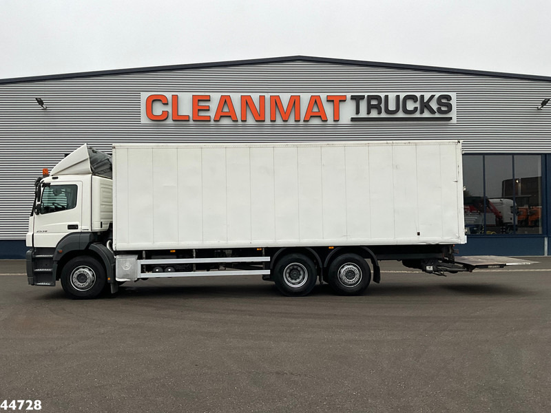Mercedes-Benz Axor 2636 6x2 Dhollandia laadklep Just 265.901 km! - משאית תיבה: תמונה 1 Mercedes-Benz Axor 2636 6x2 Dhollandia laadklep Just 265.901 km! - משאית תיבה: תמונה 1