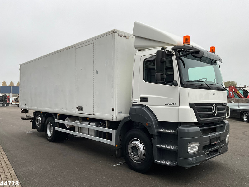 Mercedes-Benz Axor 2636 6x2 Dhollandia laadklep Just 265.901 km! - משאית תיבה: תמונה 4 Mercedes-Benz Axor 2636 6x2 Dhollandia laadklep Just 265.901 km! - משאית תיבה: תמונה 4