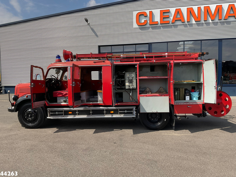 Mercedes-Benz LF 311 Oldtimer Feuerwehrfahrzeug Just 35.940 km! - משאית אש: תמונה 2 Mercedes-Benz LF 311 Oldtimer Feuerwehrfahrzeug Just 35.940 km! - משאית אש: תמונה 2