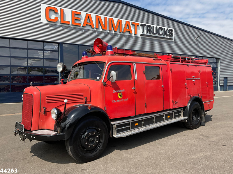 Mercedes-Benz LF 311 Oldtimer Feuerwehrfahrzeug Just 35.940 km! - משאית אש: תמונה 1 Mercedes-Benz LF 311 Oldtimer Feuerwehrfahrzeug Just 35.940 km! - משאית אש: תמונה 1