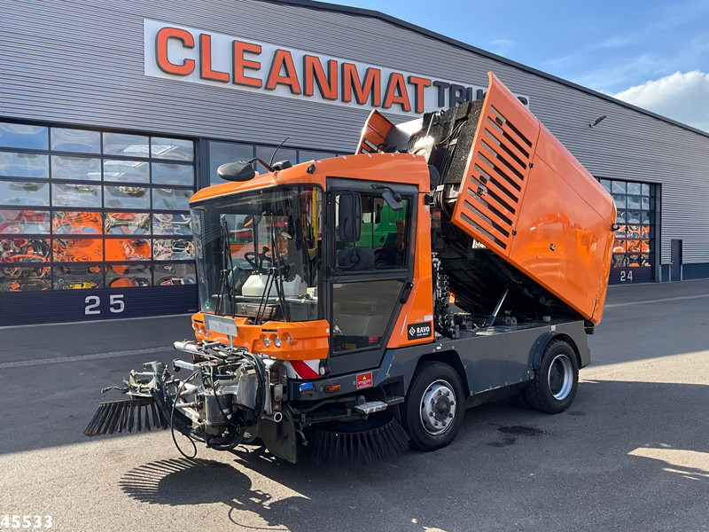 Ravo 5-Serie 560 with 3-rd brush - מטאטא כבישים: תמונה 2 Ravo 5-Serie 560 with 3-rd brush - מטאטא כבישים: תמונה 2
