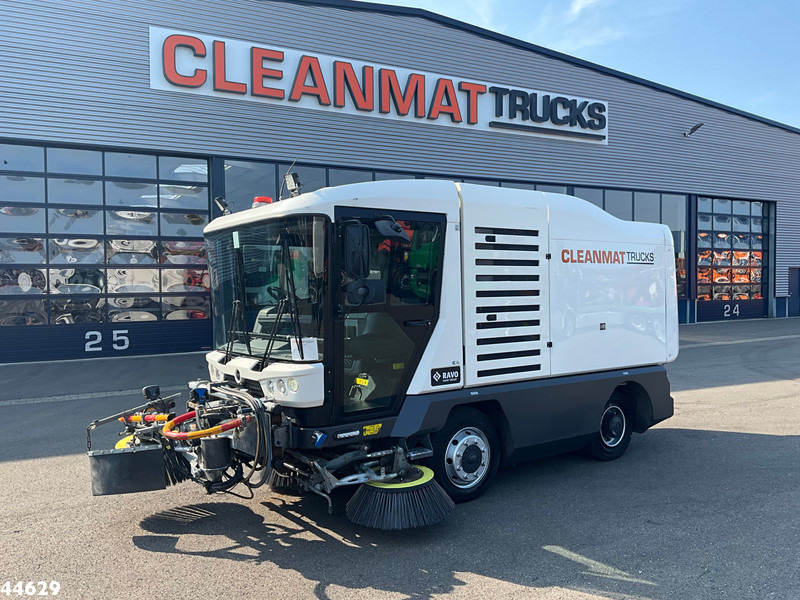 Ravo 540 CD Euro 6 with 3-rd brush - מטאטא כבישים: תמונה 3 Ravo 540 CD Euro 6 with 3-rd brush - מטאטא כבישים: תמונה 3