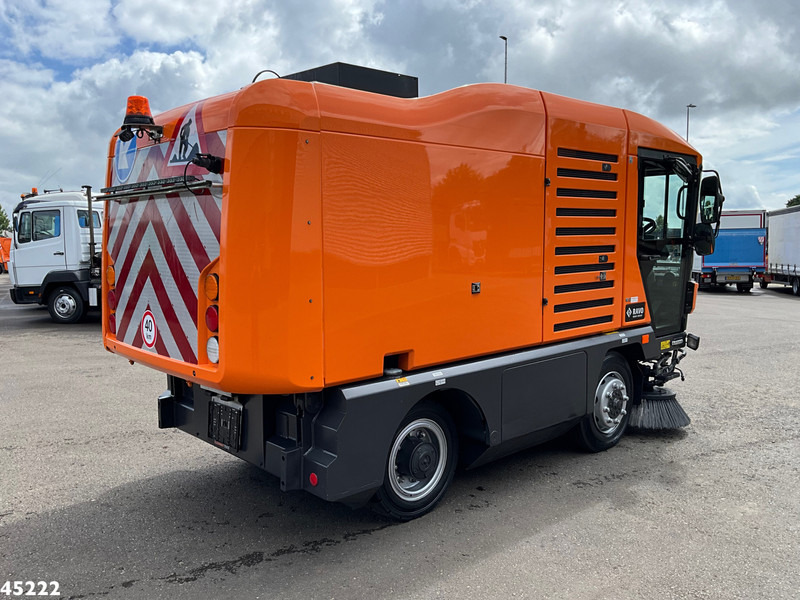 Ravo 540 Euro 6 CD - מטאטא כבישים: תמונה 5 Ravo 540 Euro 6 CD - מטאטא כבישים: תמונה 5
