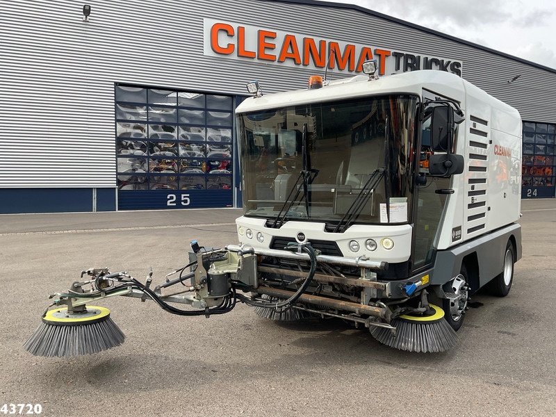 Ravo 540 STH Euro 6 with 3-rd brush - מטאטא כבישים: תמונה 3 Ravo 540 STH Euro 6 with 3-rd brush - מטאטא כבישים: תמונה 3