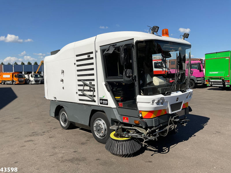 Ravo 540 - מטאטא כבישים: תמונה 3 Ravo 540 - מטאטא כבישים: תמונה 3