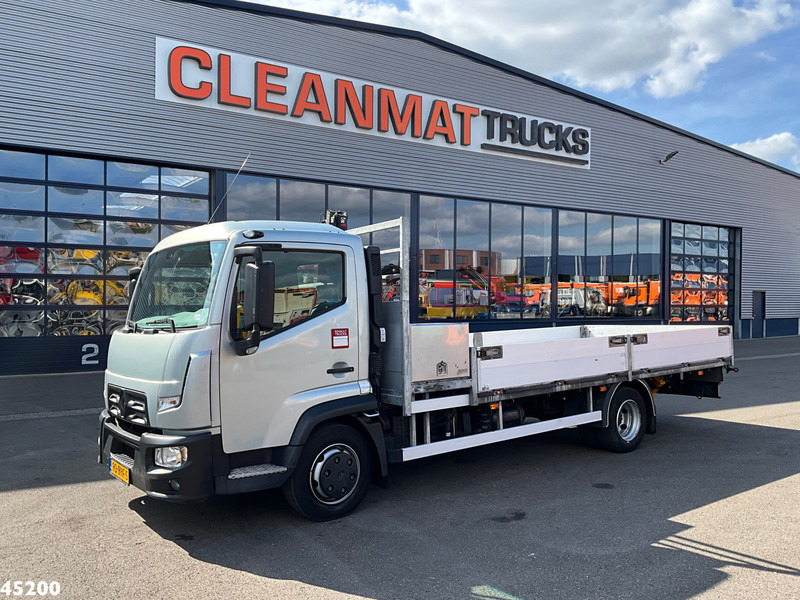Renault D 180 Hiab 3,8 Tonmeter Euro 6 Just 178.017 km! - משאית צד נופל/ שטוחה, משאית מנוף: תמונה 3 Renault D 180 Hiab 3,8 Tonmeter Euro 6 Just 178.017 km! - משאית צד נופל/ שטוחה, משאית מנוף: תמונה 3