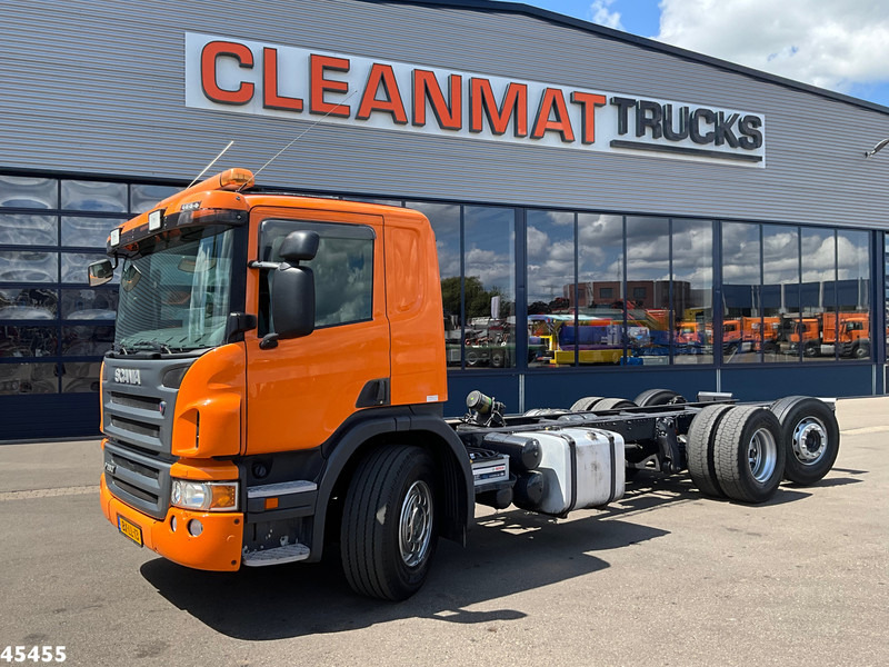 Scania P 280 6x2 Chassis Cabine with PTO Just 218.646 km! - משאית עם שלדת תא: תמונה 1 Scania P 280 6x2 Chassis Cabine with PTO Just 218.646 km! - משאית עם שלדת תא: תמונה 1