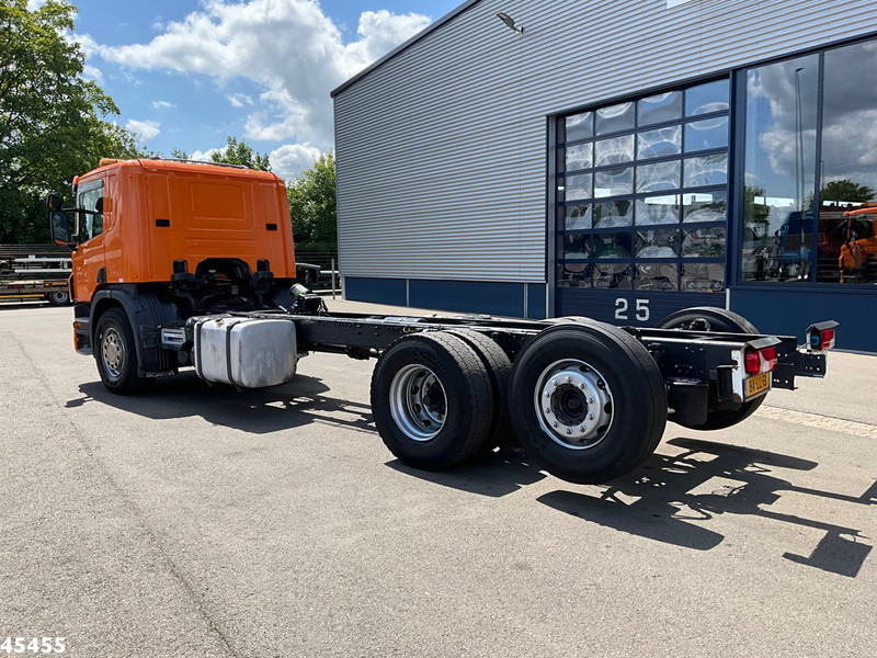 Scania P 280 6x2 Chassis Cabine with PTO Just 218.646 km! - משאית עם שלדת תא: תמונה 2 Scania P 280 6x2 Chassis Cabine with PTO Just 218.646 km! - משאית עם שלדת תא: תמונה 2