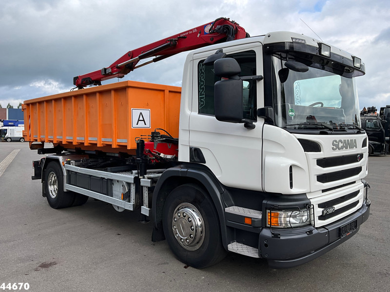 Scania P 320 HMF 12 Tonmeter Z-kraan + Kipper 11m³ - מזהיר, משאית מנוף: תמונה 4 Scania P 320 HMF 12 Tonmeter Z-kraan + Kipper 11m³ - מזהיר, משאית מנוף: תמונה 4