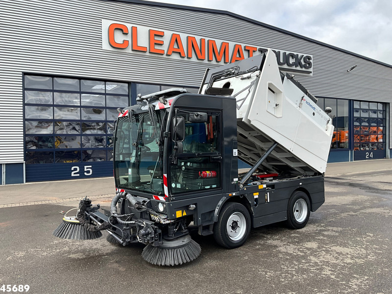 Schmidt Cleango Compact 500 Euro 6 with 3-rd brush Just 4.260 km! - מטאטא כבישים: תמונה 1 Schmidt Cleango Compact 500 Euro 6 with 3-rd brush Just 4.260 km! - מטאטא כבישים: תמונה 1