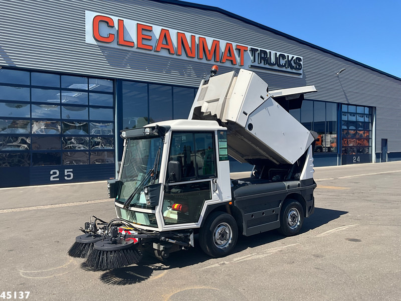 Schmidt Swingo Compact 200 Euro 6 - מטאטא כבישים: תמונה 1 Schmidt Swingo Compact 200 Euro 6 - מטאטא כבישים: תמונה 1