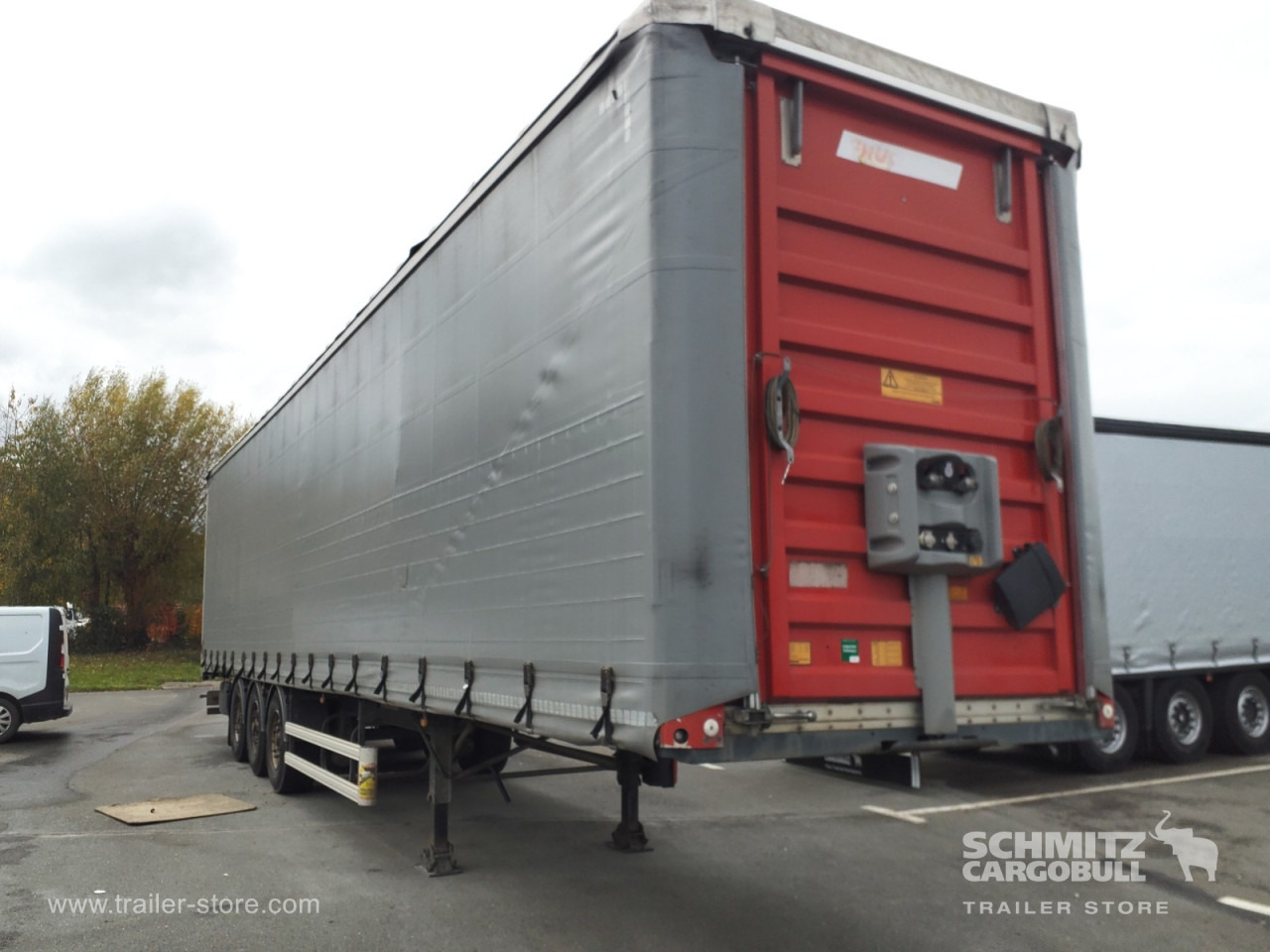 FRUEHAUF Curtainsider Standard - סמיטריילר עם וילונות צד: תמונה 1 FRUEHAUF Curtainsider Standard - סמיטריילר עם וילונות צד: תמונה 1