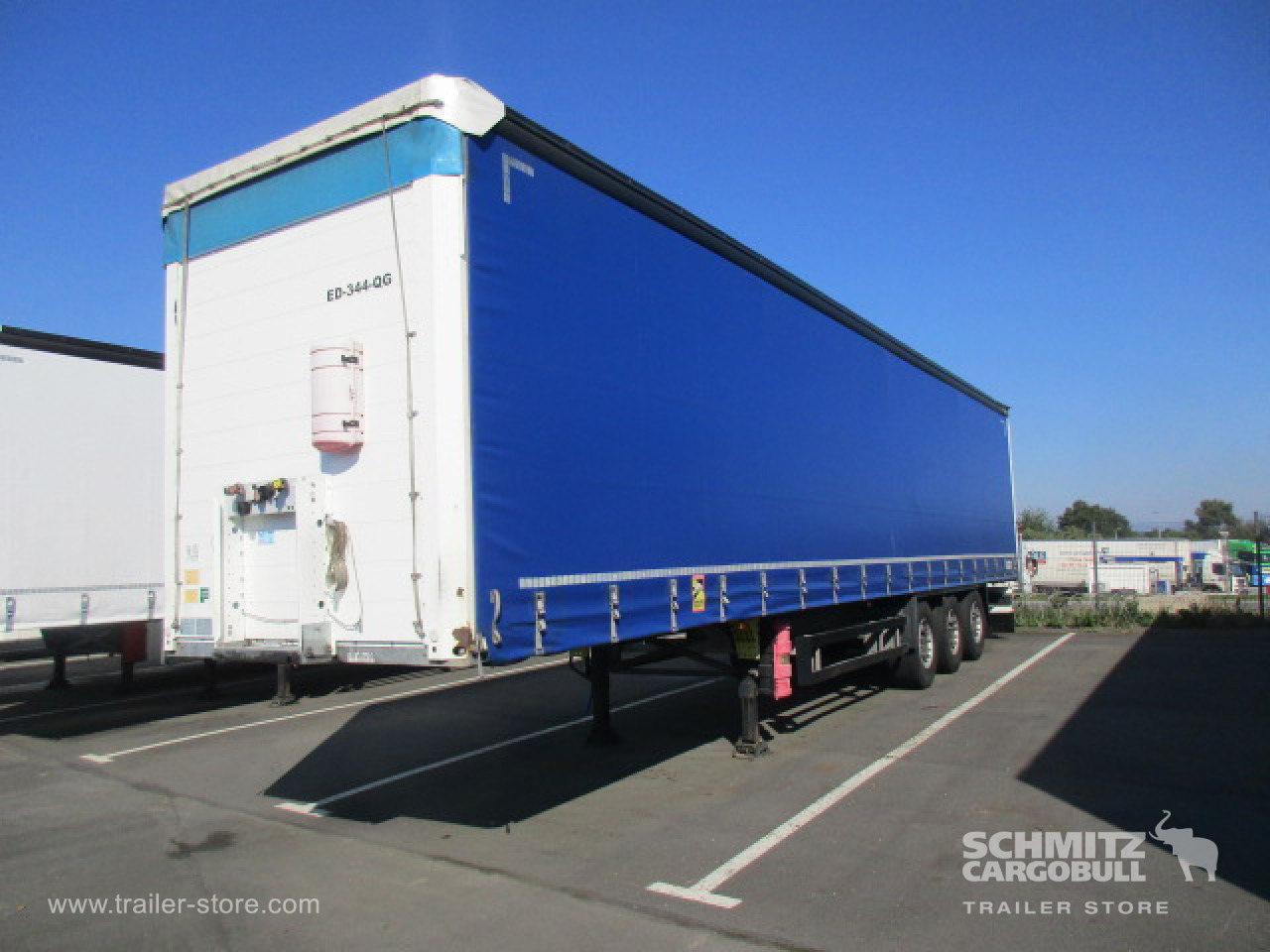 SCHMITZ Curtainsider Standard - סמיטריילר עם וילונות צד: תמונה 3 SCHMITZ Curtainsider Standard - סמיטריילר עם וילונות צד: תמונה 3