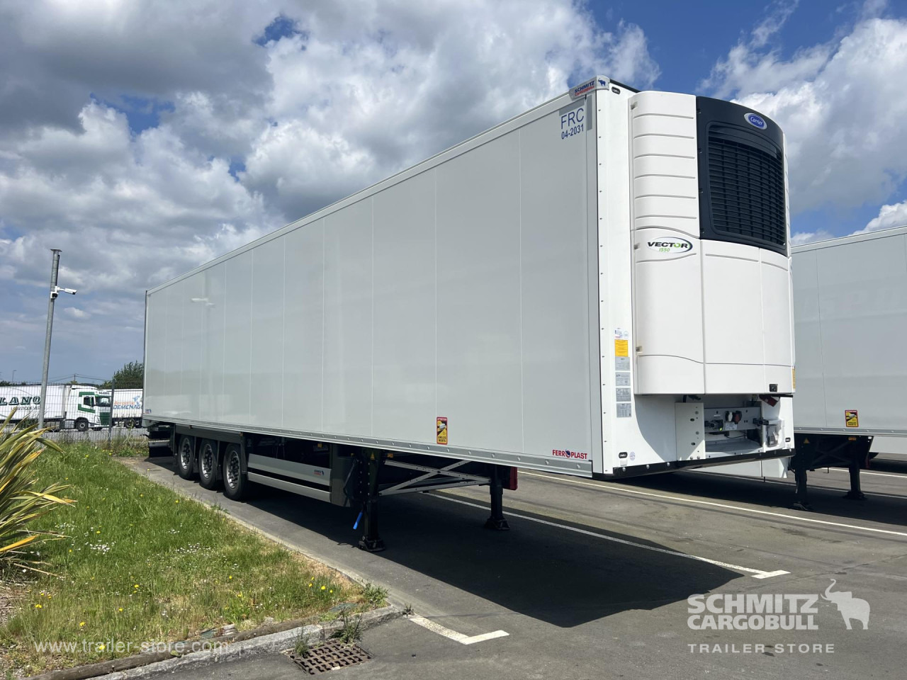 SCHMITZ Reefer Standard - סמיטריילר איזותרמי: תמונה 1 SCHMITZ Reefer Standard - סמיטריילר איזותרמי: תמונה 1