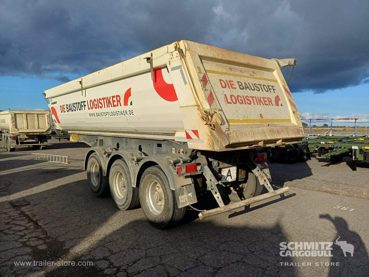 MEILLER Auflieger Kipper Stahlrundmulde 26m³ - סמיטריילר עם מזהיר: תמונה 3 MEILLER Auflieger Kipper Stahlrundmulde 26m³ - סמיטריילר עם מזהיר: תמונה 3