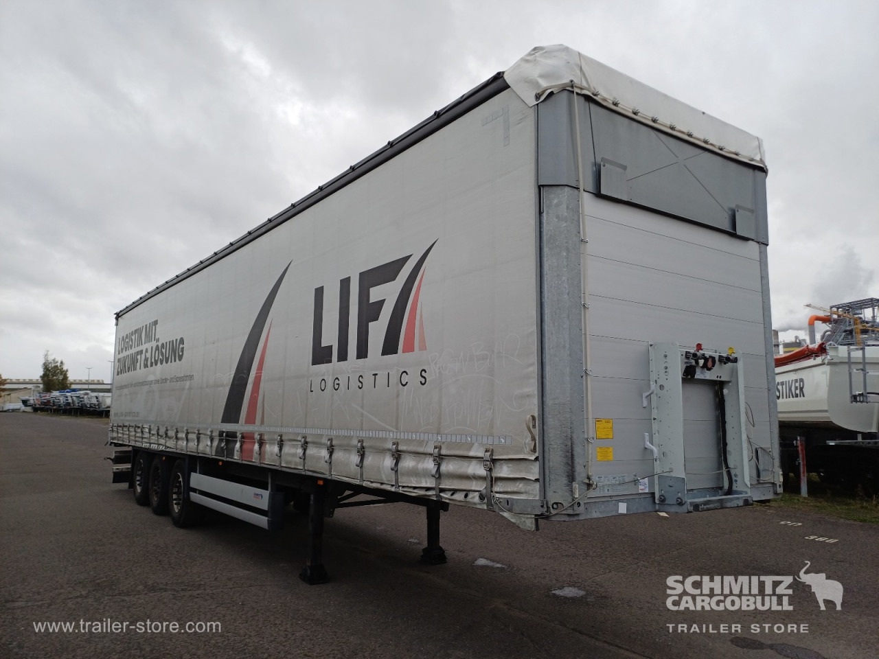 SCHMITZ Auflieger Curtainsider Standard - סמיטריילר עם וילונות צד: תמונה 1 SCHMITZ Auflieger Curtainsider Standard - סמיטריילר עם וילונות צד: תמונה 1