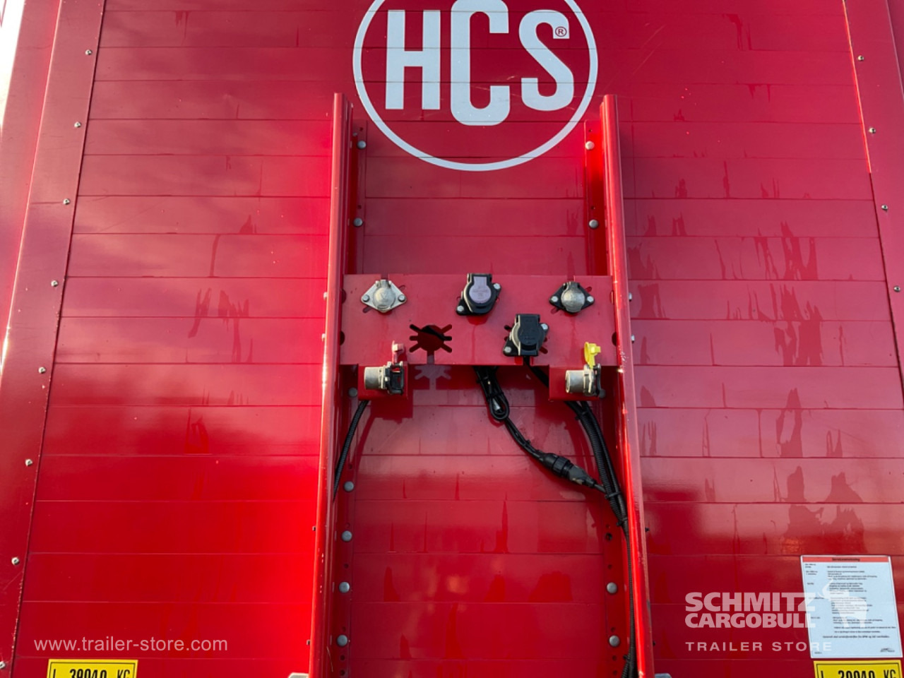 Curtainsider Standard Forklift holder - סמיטריילר עם וילונות צד: תמונה 4 Curtainsider Standard Forklift holder - סמיטריילר עם וילונות צד: תמונה 4
