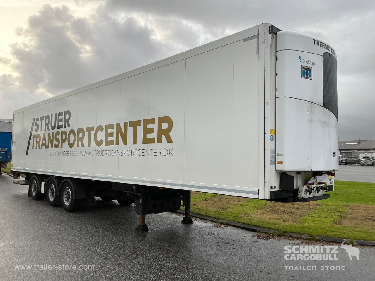 KRONE Reefer Standard Taillift - סמיטריילר איזותרמי: תמונה 1 KRONE Reefer Standard Taillift - סמיטריילר איזותרמי: תמונה 1