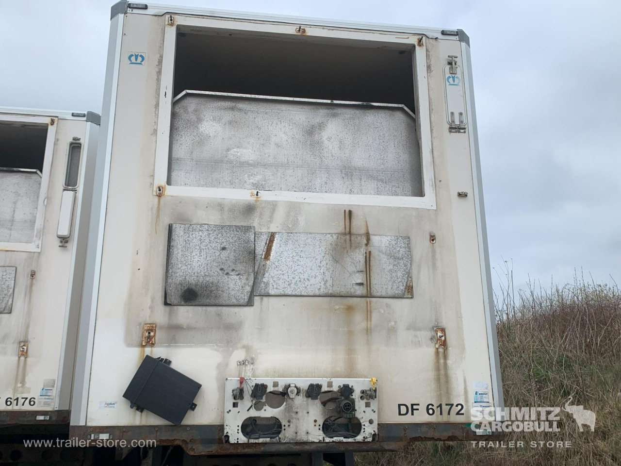 KRONE Reefer Standard Taillift - סמיטריילר איזותרמי: תמונה 1 KRONE Reefer Standard Taillift - סמיטריילר איזותרמי: תמונה 1