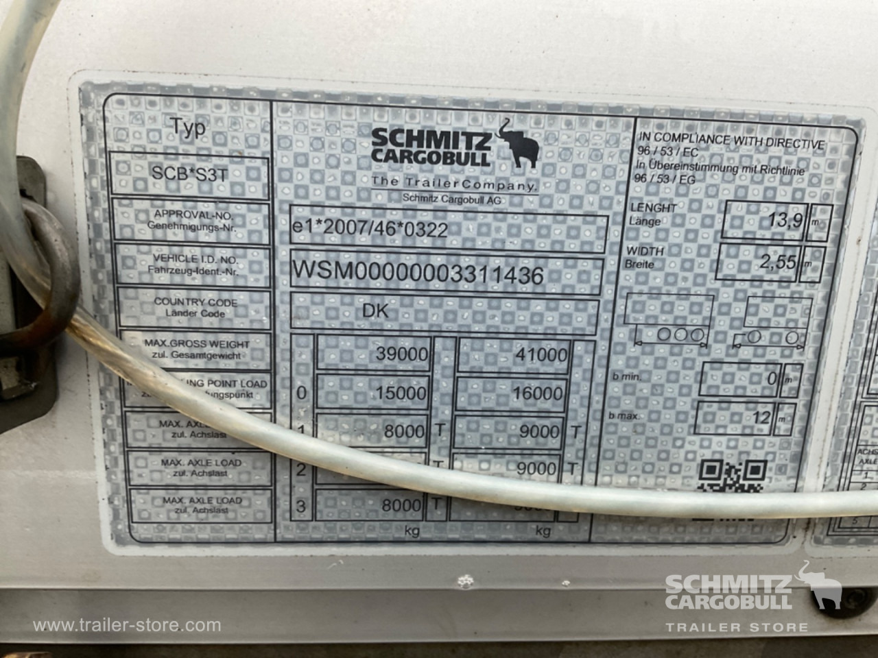 SCHMITZ Curtainsider Standard Forklift holder - סמיטריילר עם וילונות צד: תמונה 4 SCHMITZ Curtainsider Standard Forklift holder - סמיטריילר עם וילונות צד: תמונה 4