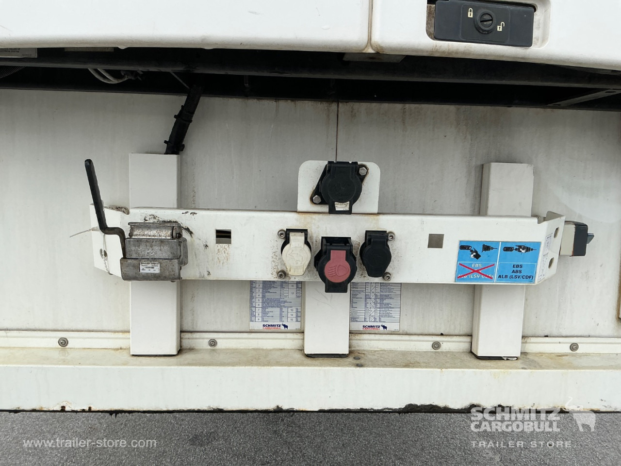 SCHMITZ Reefer Multitemp Double deck - סמיטריילר איזותרמי: תמונה 4 SCHMITZ Reefer Multitemp Double deck - סמיטריילר איזותרמי: תמונה 4