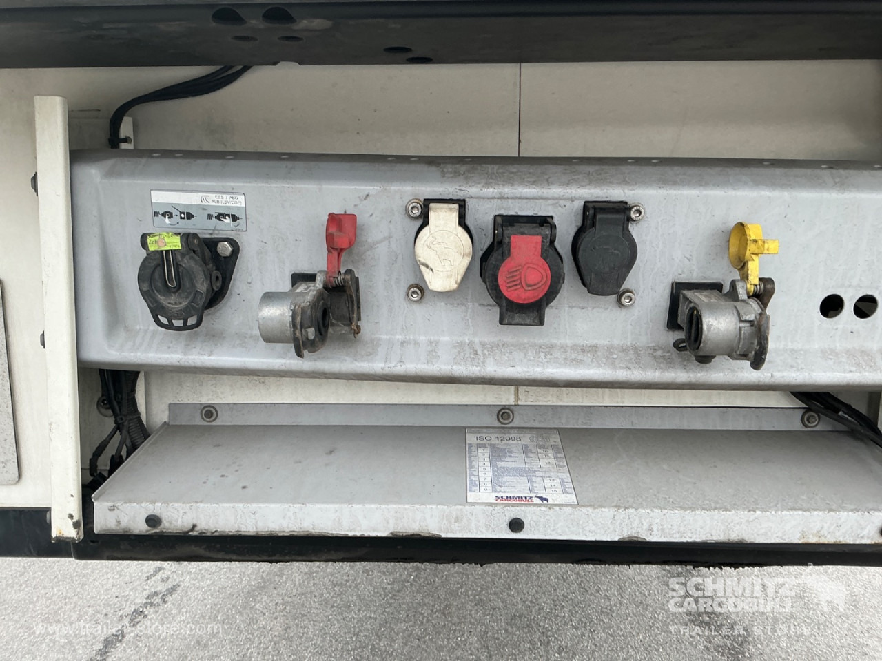 SCHMITZ Reefer Standard Double deck - סמיטריילר איזותרמי: תמונה 4 SCHMITZ Reefer Standard Double deck - סמיטריילר איזותרמי: תמונה 4