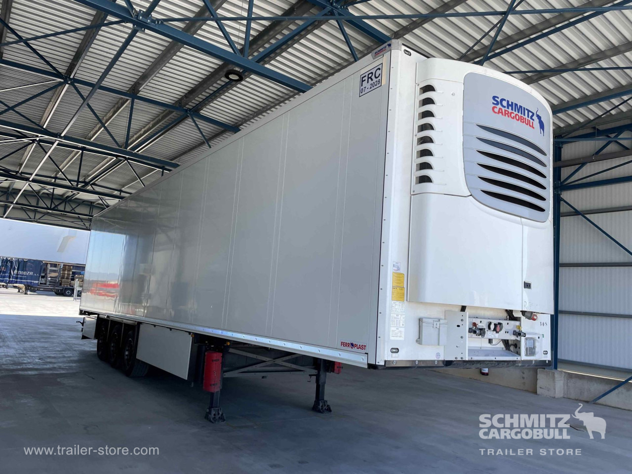 SCHMITZ Semiremolque Frigo Standard - סמיטריילר איזותרמי: תמונה 1 SCHMITZ Semiremolque Frigo Standard - סמיטריילר איזותרמי: תמונה 1