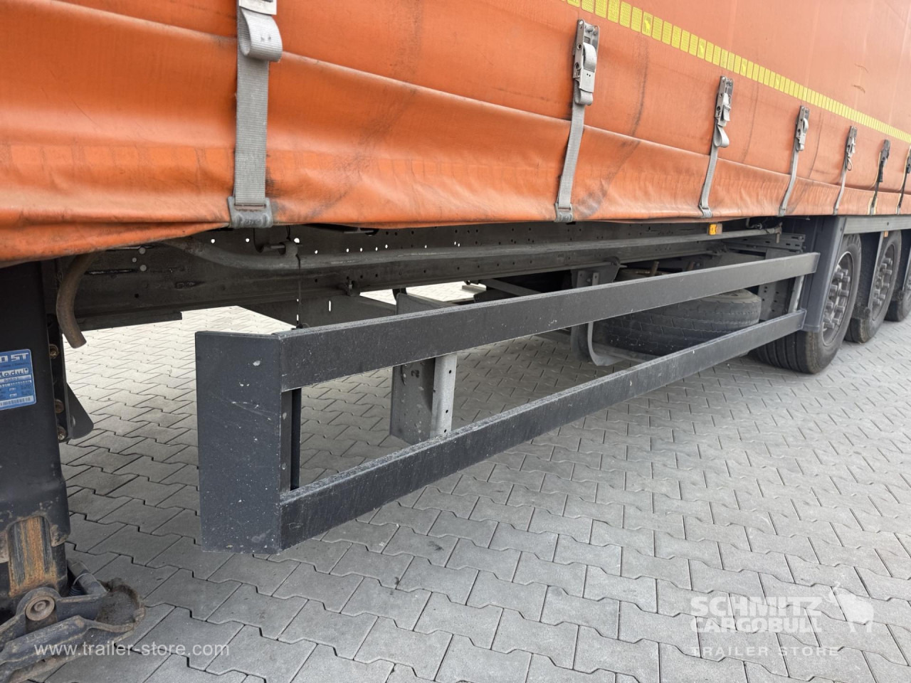 SCHMITZ Curtainsider Mega - סמיטריילר עם וילונות צד: תמונה 3 SCHMITZ Curtainsider Mega - סמיטריילר עם וילונות צד: תמונה 3
