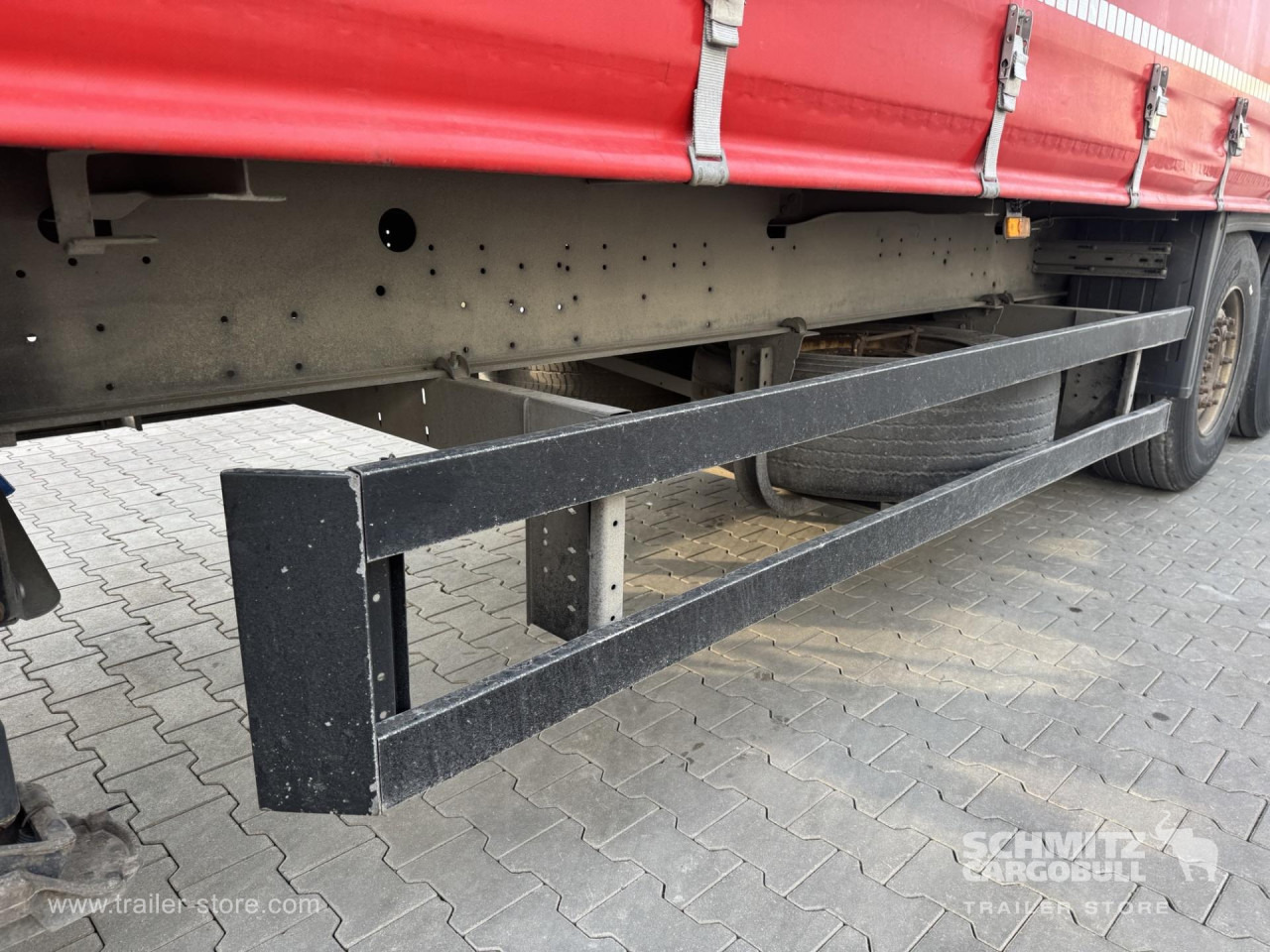 SCHMITZ Curtainsider Standard - סמיטריילר עם וילונות צד: תמונה 2 SCHMITZ Curtainsider Standard - סמיטריילר עם וילונות צד: תמונה 2