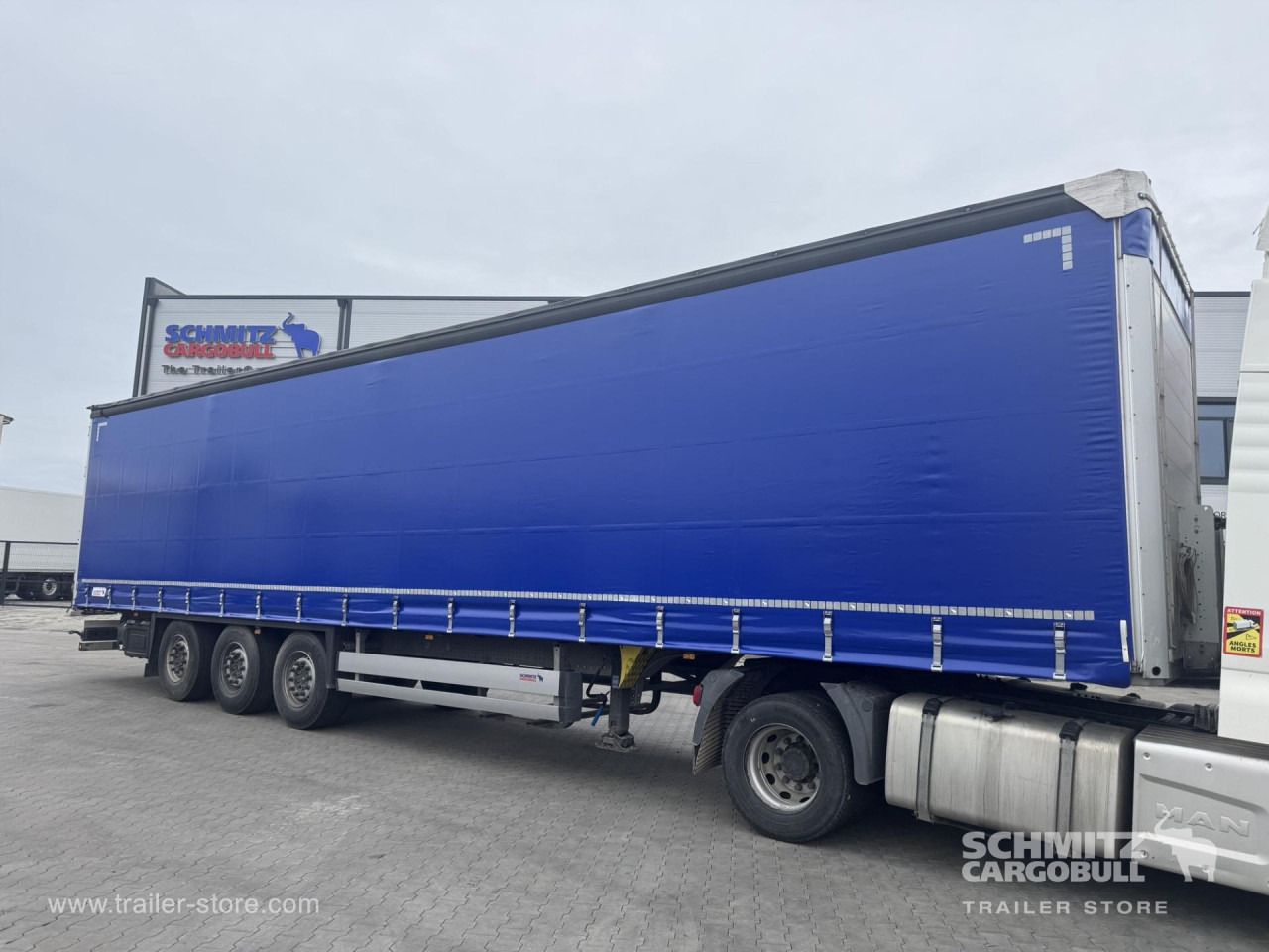 SCHMITZ Curtainsider Standard - סמיטריילר עם וילונות צד: תמונה 1 SCHMITZ Curtainsider Standard - סמיטריילר עם וילונות צד: תמונה 1