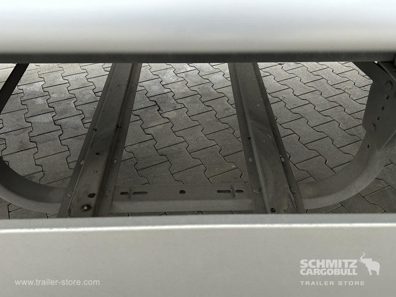 SCHMITZ Curtainsider Standard - סמיטריילר עם וילונות צד: תמונה 5 SCHMITZ Curtainsider Standard - סמיטריילר עם וילונות צד: תמונה 5