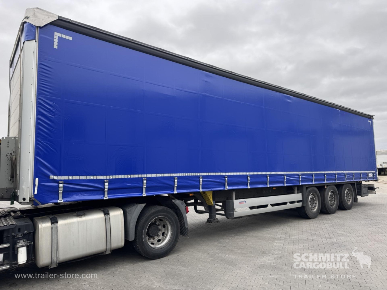 SCHMITZ Curtainsider Standard - סמיטריילר עם וילונות צד: תמונה 5 SCHMITZ Curtainsider Standard - סמיטריילר עם וילונות צד: תמונה 5