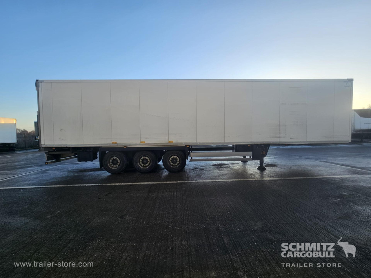 SCHMITZ Reefer Multitemp - סמיטריילר איזותרמי: תמונה 2 SCHMITZ Reefer Multitemp - סמיטריילר איזותרמי: תמונה 2