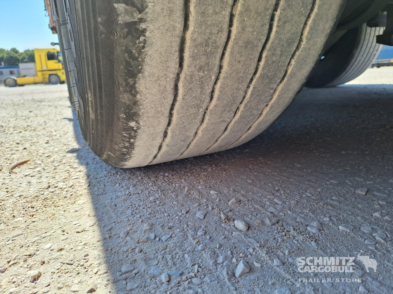 KOEGEL Curtainsider Standard - סמיטריילר עם וילונות צד: תמונה 4 KOEGEL Curtainsider Standard - סמיטריילר עם וילונות צד: תמונה 4