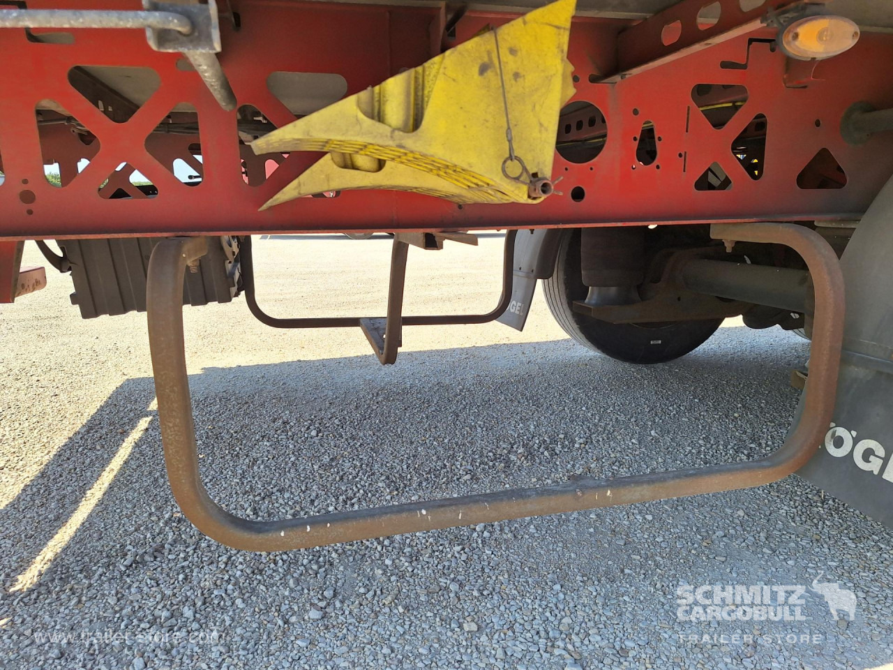 KOEGEL Curtainsider Standard - סמיטריילר עם וילונות צד: תמונה 3 KOEGEL Curtainsider Standard - סמיטריילר עם וילונות צד: תמונה 3