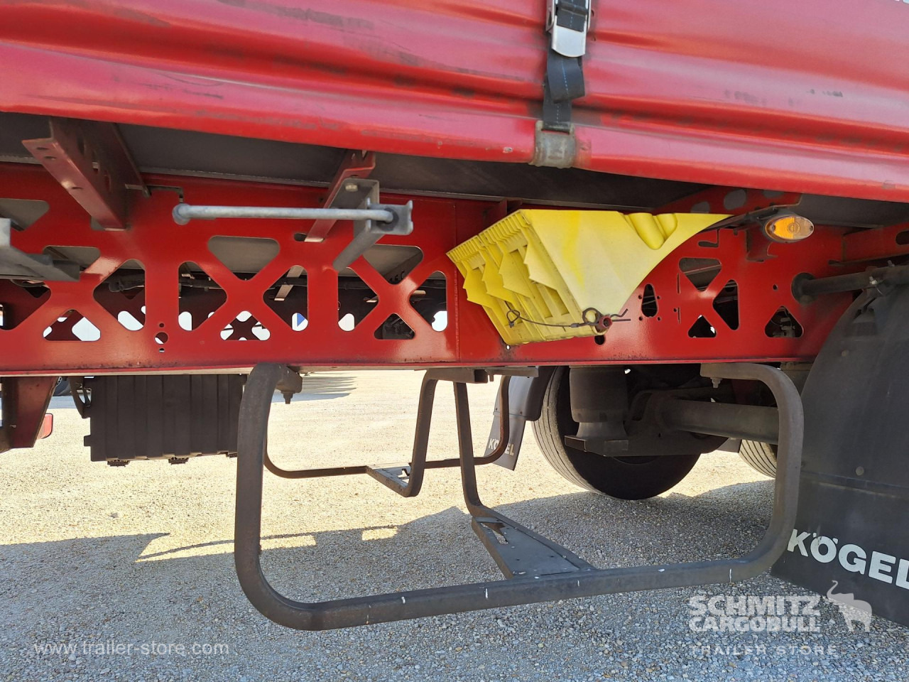 KOEGEL Curtainsider Standard - סמיטריילר עם וילונות צד: תמונה 3 KOEGEL Curtainsider Standard - סמיטריילר עם וילונות צד: תמונה 3