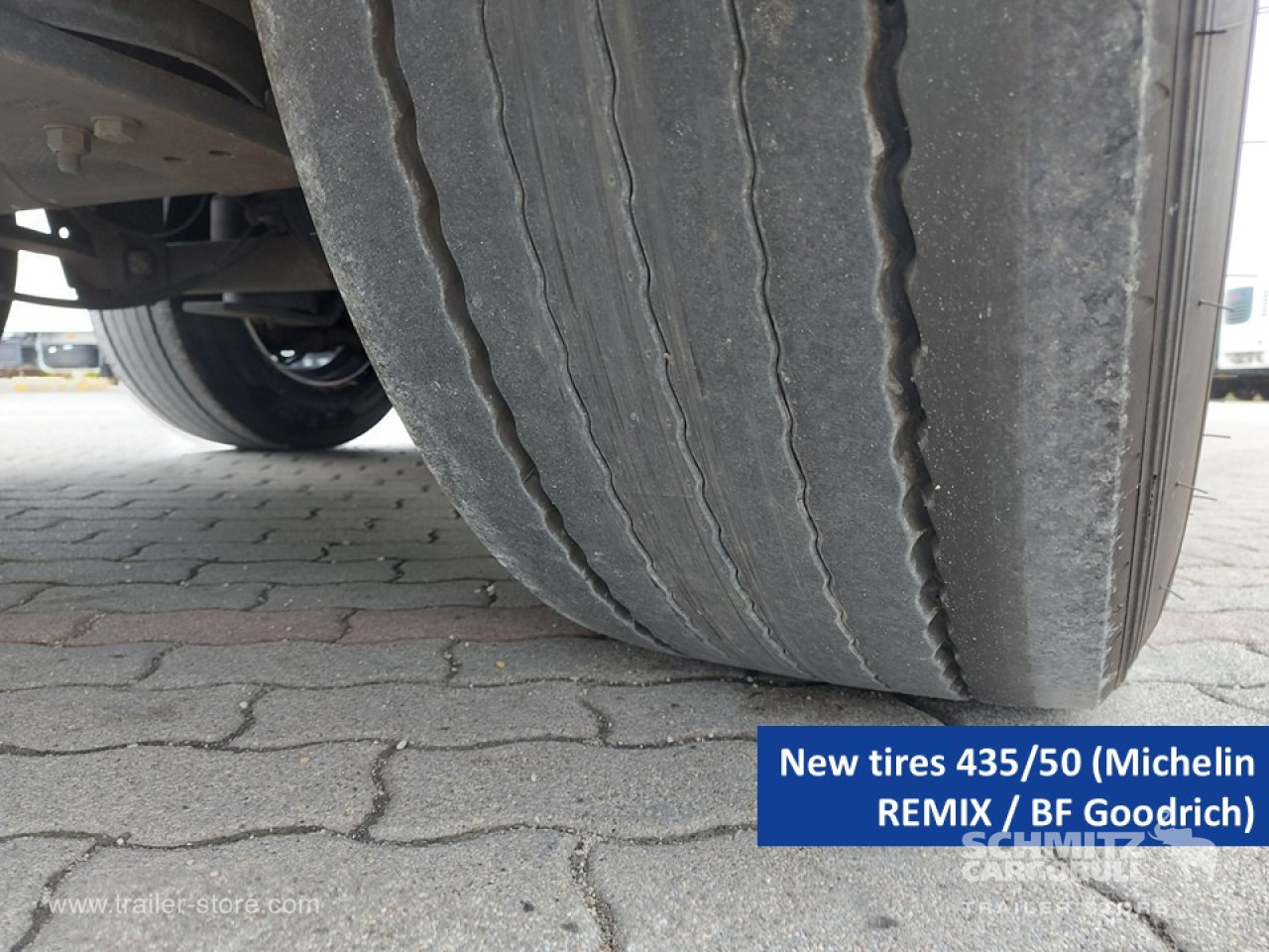 SCHMITZ Curtainsider Mega - סמיטריילר עם וילונות צד: תמונה 2 SCHMITZ Curtainsider Mega - סמיטריילר עם וילונות צד: תמונה 2