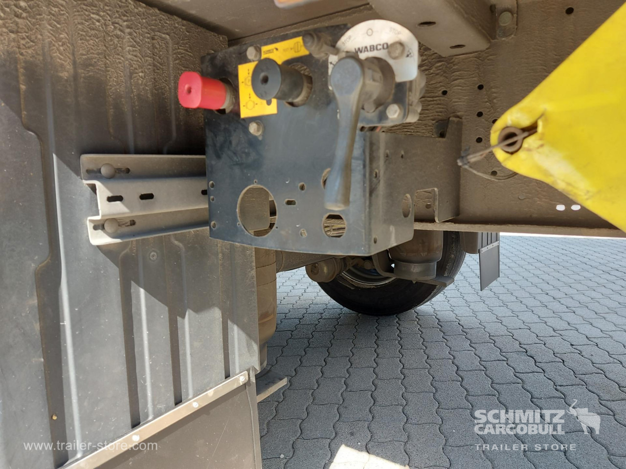 SCHMITZ Curtainsider Mega - סמיטריילר עם וילונות צד: תמונה 3 SCHMITZ Curtainsider Mega - סמיטריילר עם וילונות צד: תמונה 3