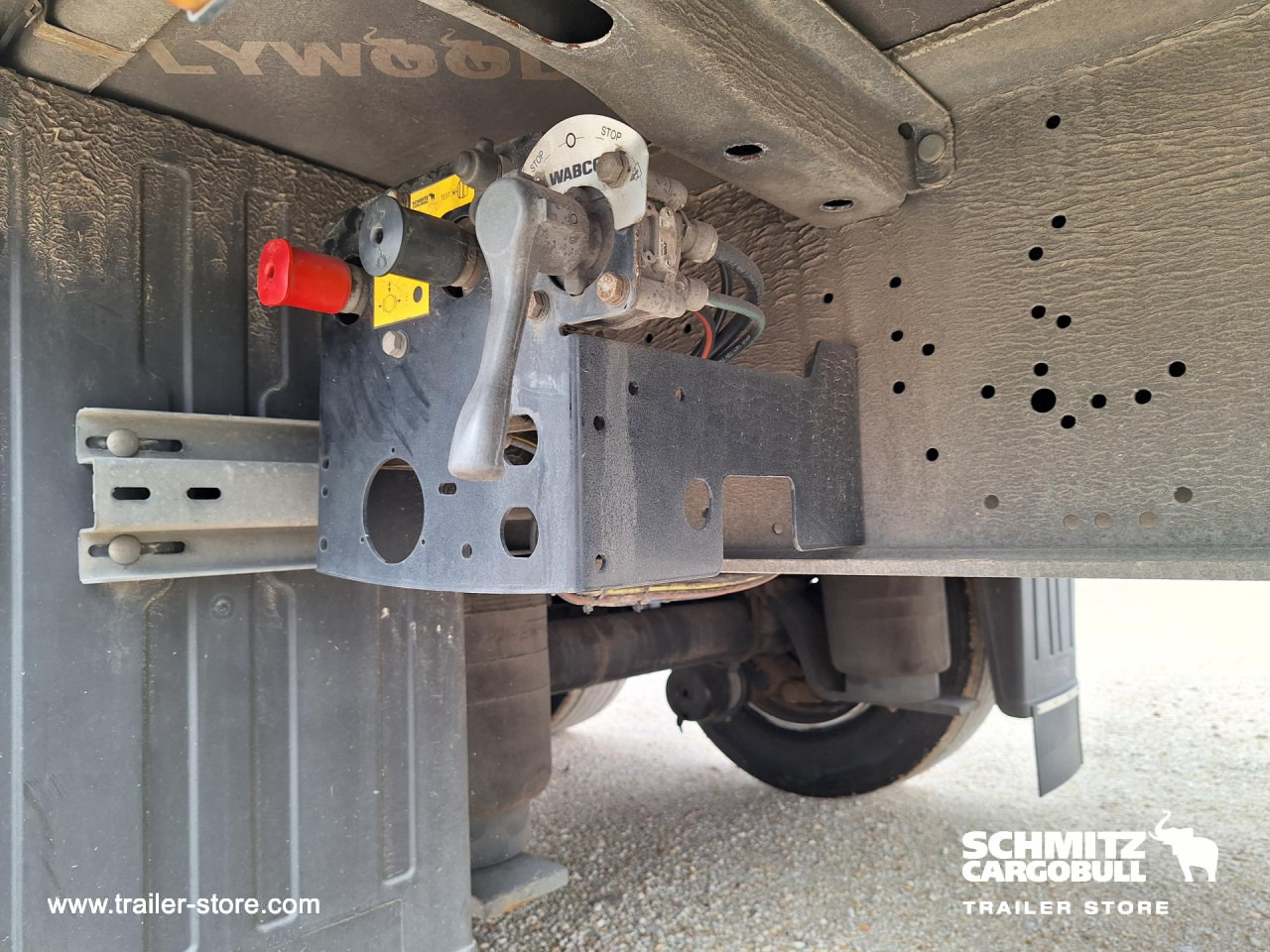 SCHMITZ Curtainsider Mega - סמיטריילר עם וילונות צד: תמונה 4 SCHMITZ Curtainsider Mega - סמיטריילר עם וילונות צד: תמונה 4