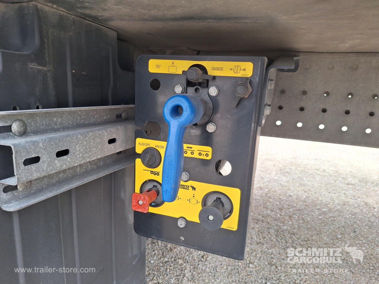 SCHMITZ Reefer Multitemp - סמיטריילר איזותרמי: תמונה 4 SCHMITZ Reefer Multitemp - סמיטריילר איזותרמי: תמונה 4