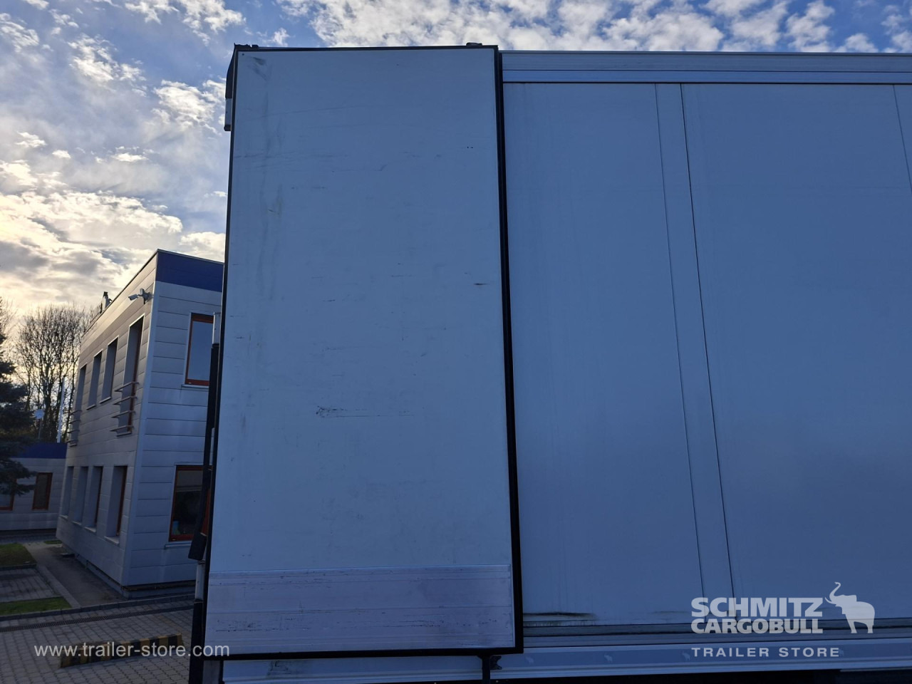 SCHMITZ Reefer Multitemp - סמיטריילר איזותרמי: תמונה 2 SCHMITZ Reefer Multitemp - סמיטריילר איזותרמי: תמונה 2