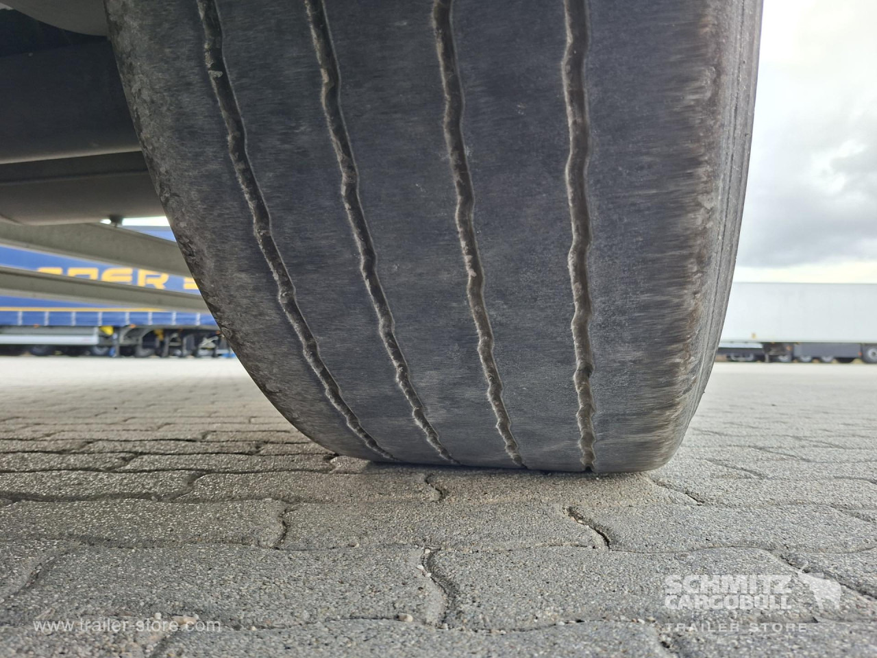 SCHMITZ Reefer Standard - סמיטריילר איזותרמי: תמונה 2 SCHMITZ Reefer Standard - סמיטריילר איזותרמי: תמונה 2